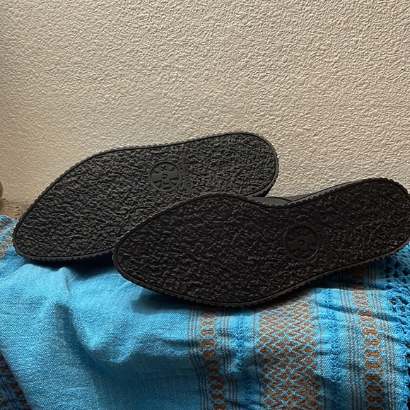 T.U.K Pointed Toe Boots Size 7 Women’s - Picture 4 of 9